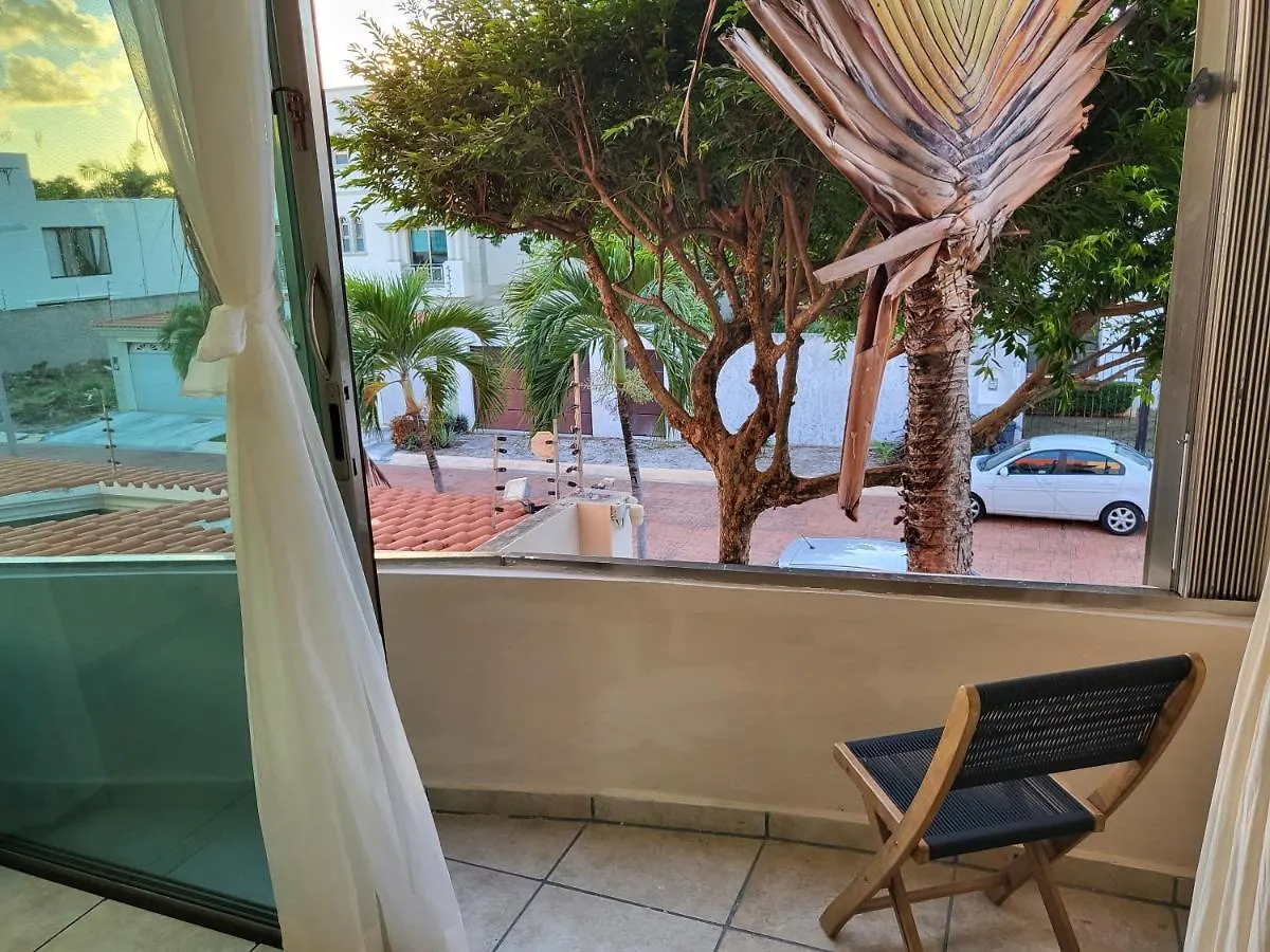 Humant Coliving - Cancún Hotel