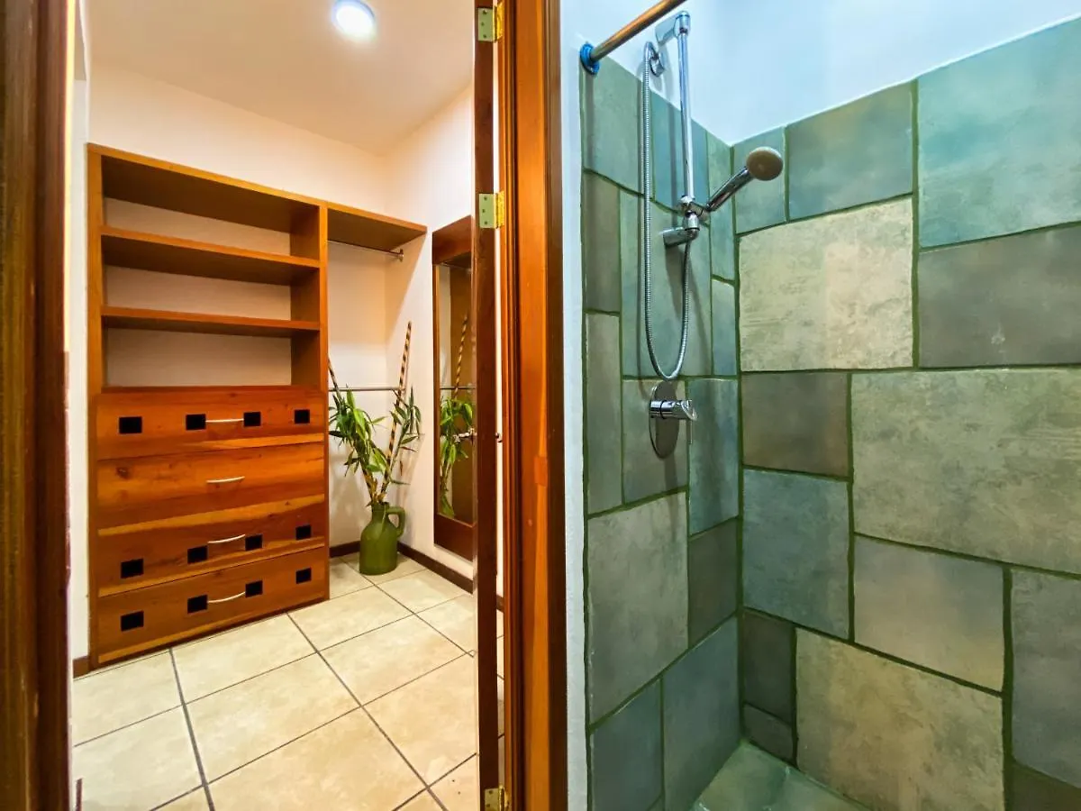 Humant Coliving - Cancún Hotel